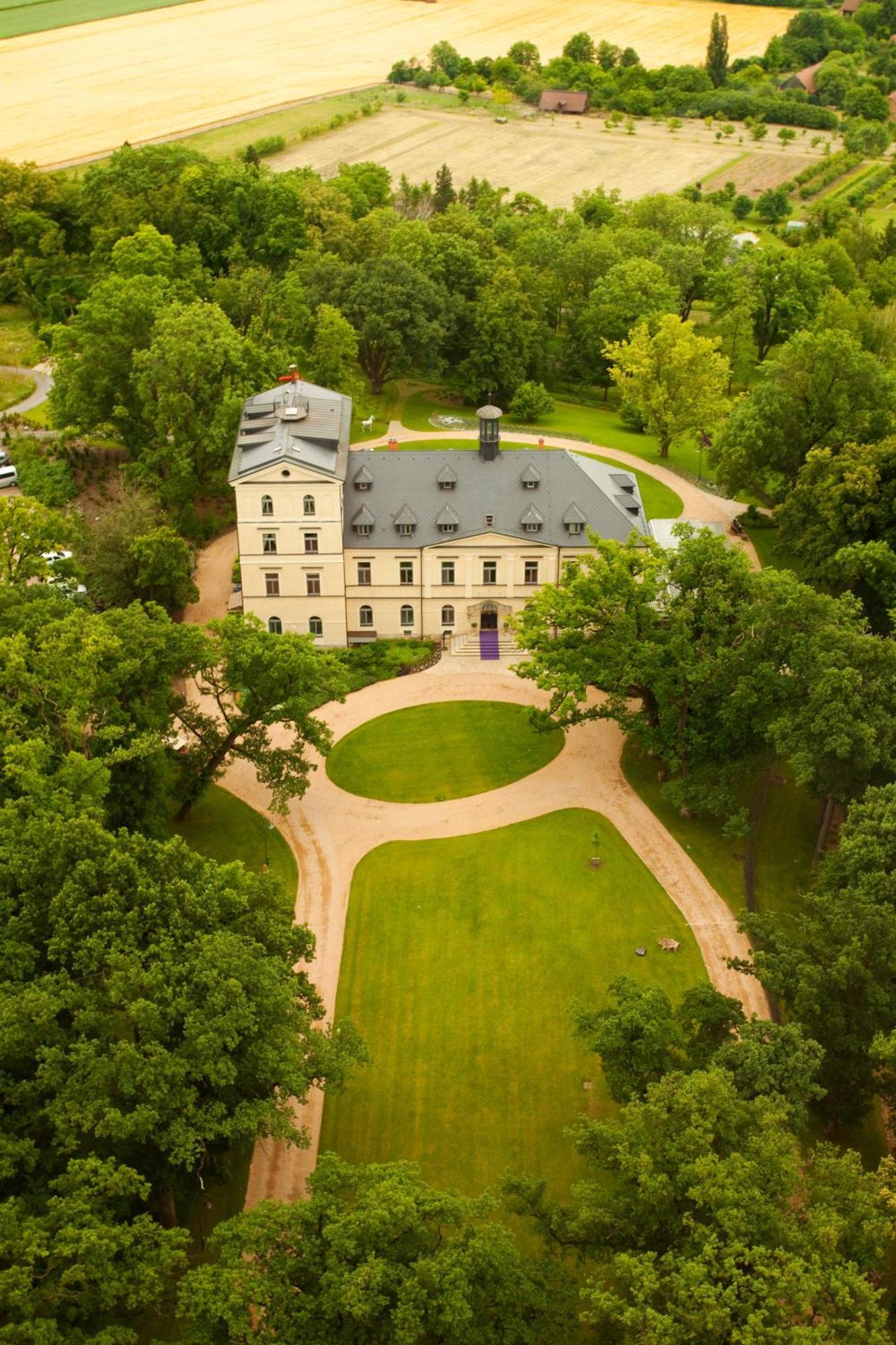 Hotel Chateau Mcely Extérieur photo